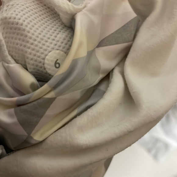 Lululemon Fluff Off Jacket Stained Glass Love White and Neutral Blush Si… - Picture 9 of 10